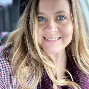 Meet your Posher, Denise